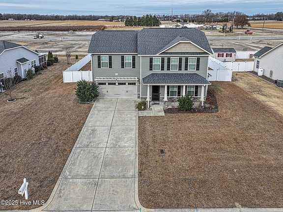 5th image of 228 Copper Creek Drive