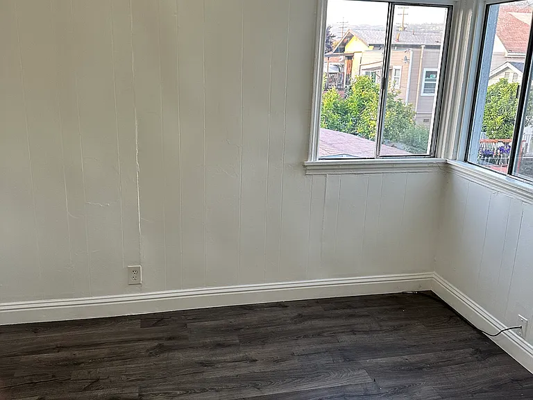 4842 International Blvd #5 — Photo 5