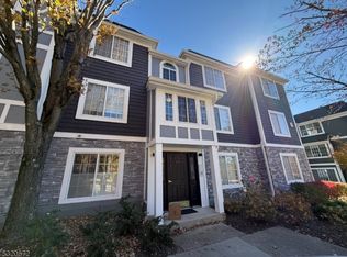 85 Village Dr UNIT 85, Morristown, NJ 07960
