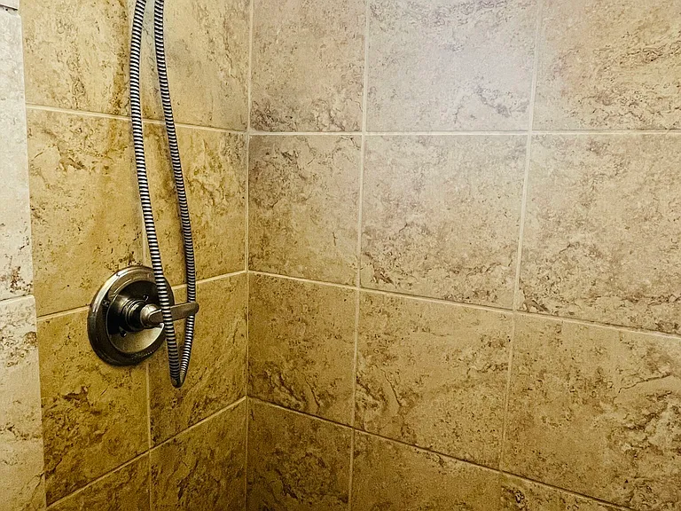 128 S Main Ave #9 — Photo 11