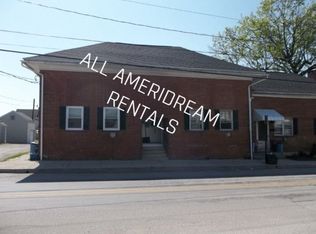 15 Center St APT 5, Hanover, PA 17331