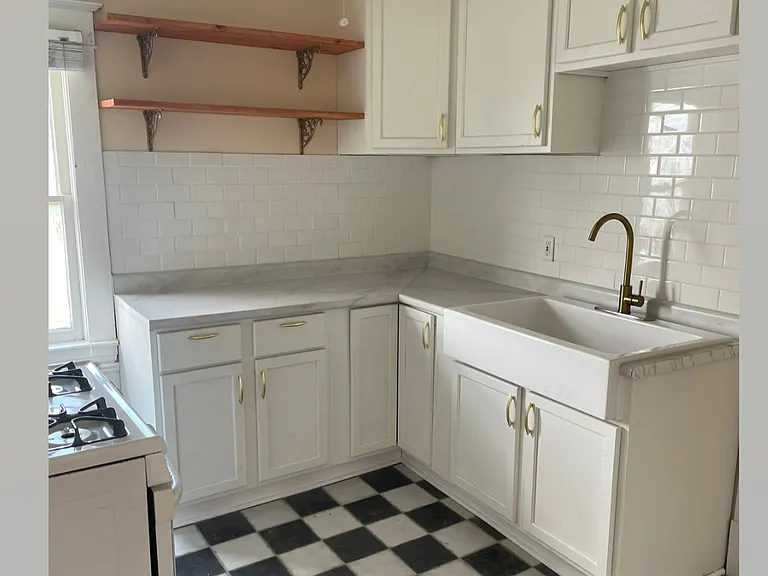 125 Carrier St NE #2 — Photo 6