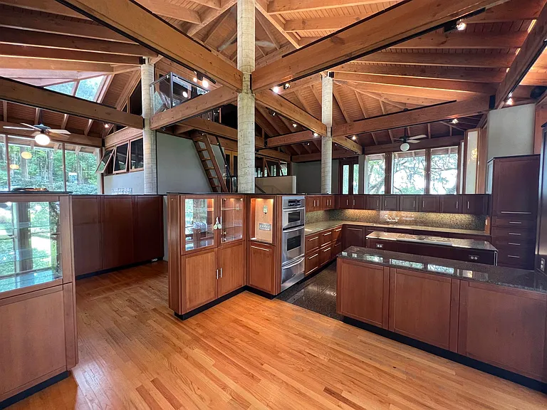 1901 Miller Landing Rd — Photo 3