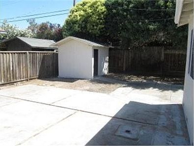3rd image of 1598 Chabot Way
