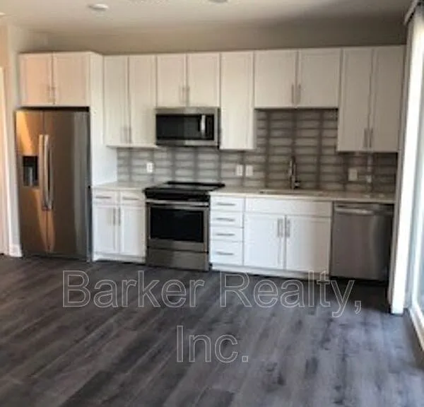 414 S White St #309 — Photo 4