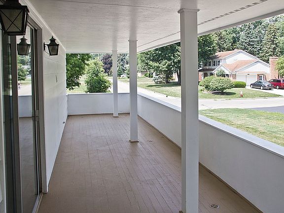 5th image of 3805 Elmlawn Dr