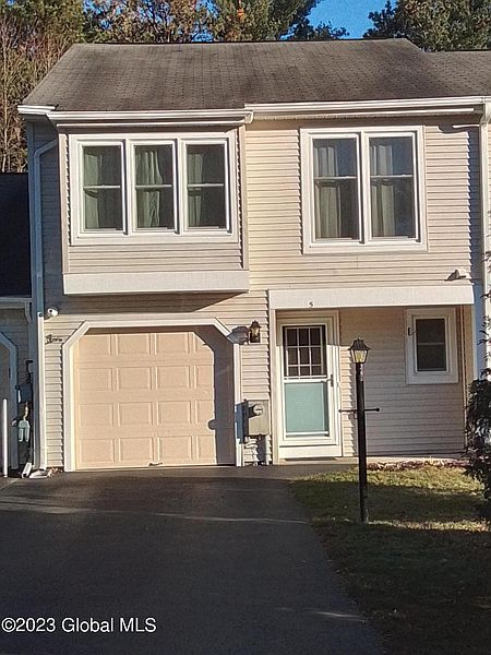 2nd image of 5 Old Mill Lane