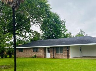 200 7th St, Colfax, LA 71417