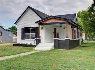 311 W Pleasant Street, Aurora, MO 65605