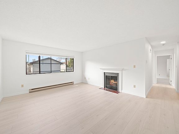 2nd image of 11536 Kingcome Ave