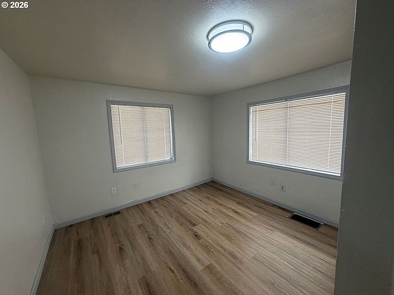 4th image of 12336 SE Holgate Blvd #2