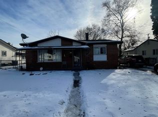 6043 Harwood Rd, Mount Morris, MI 48458