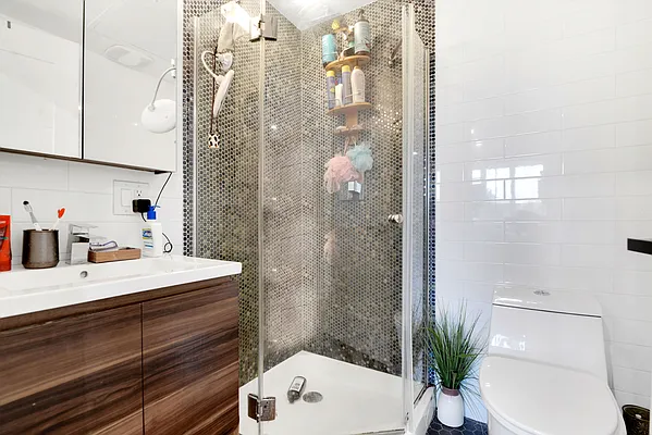 Rented by Brownstone Property Group | media 16