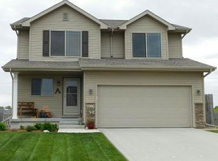 6611 SE Sundancer Swing Ave, Pleasant Hill, IA 50327