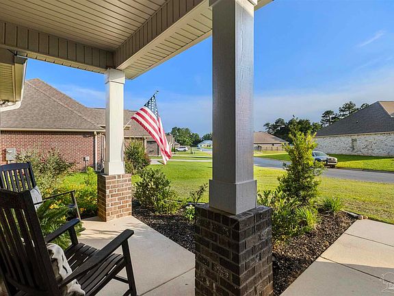 3rd image of 9938 Suwanee Ln