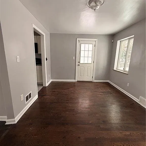 5401 Newfield Ave #1 — Photo 7