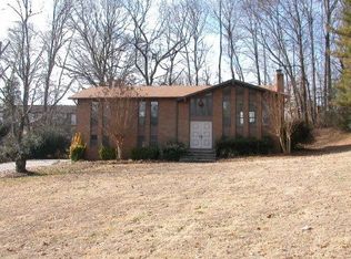 7433 Glastonbury Rd, Knoxville, TN 37931