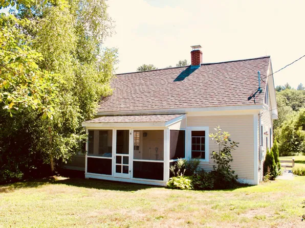 112 Ogunquit Rd, Cape Neddick, ME 03902