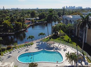 3040 NE 16th Ave APT 216, Oakland Park, FL 33334