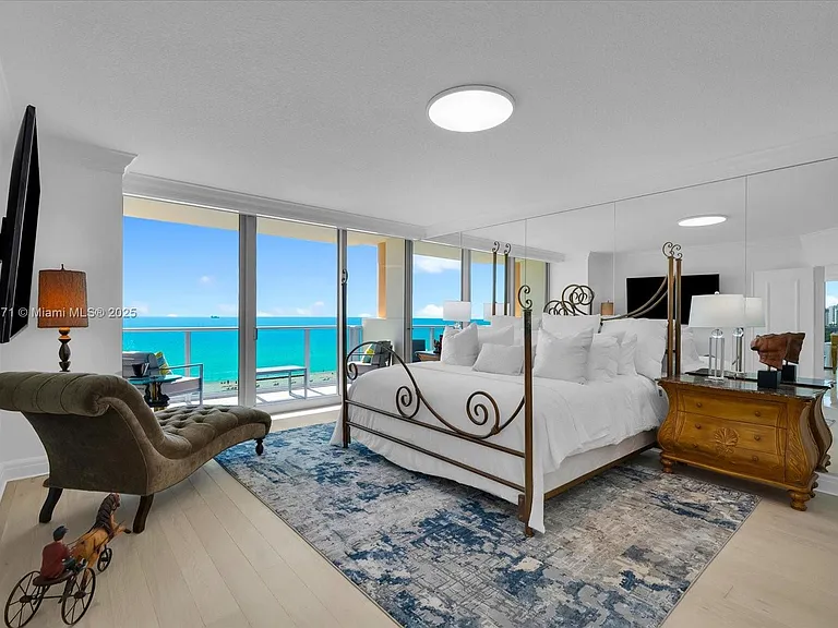 1455 Ocean Dr #919 — Photo 5