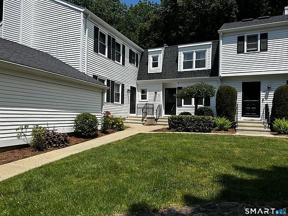 3rd image of 319 Thomaston Road #13