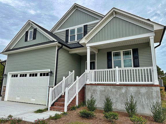 3rd image of 202 N Tamassee Lane