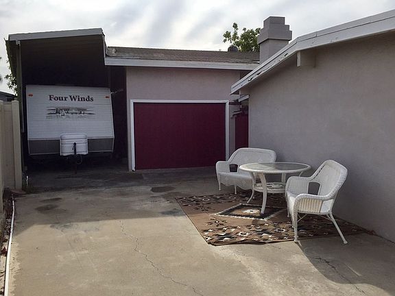 3rd image of 5117 Derrick Ct