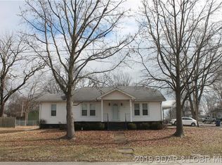 344 Ferguson Ave, Tipton, MO 65081