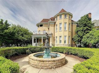 1223 Virginia St E, Charleston, WV 25301