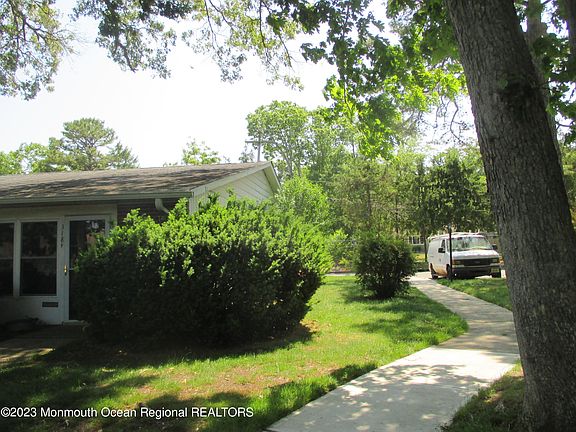 2nd image of 318F Coventry Court