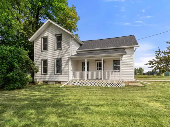 3132 County Rd, Oshkosh, WI 54904