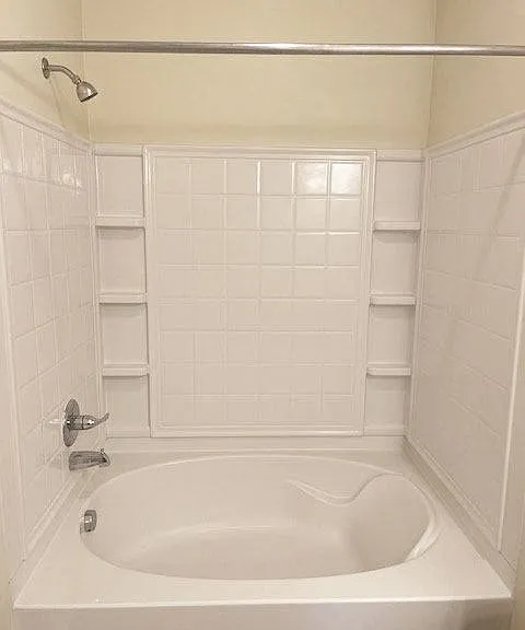 Clairmont at Hillandale — Photo 79