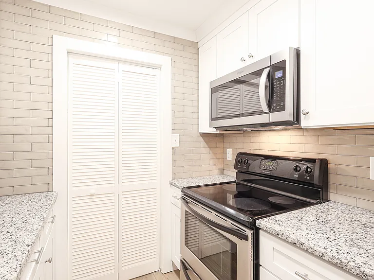 206 Flat Creek Ct #206 — Photo 8