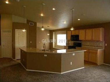 3rd image of 3656 Cherbourg Ave