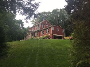 85 Maple St, Lee, MA 01238