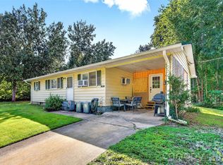 55 Edwards Dr, Nebo, NC 28761