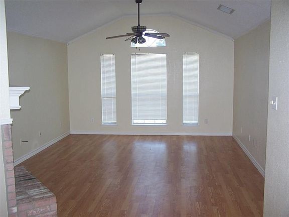 3rd image of 5609 Northstar Ln