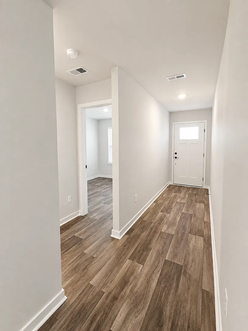 Brand New Pond Front Home in Valley Ridge Fenced Yard, Community Pool & Move In Ready! — Photo 3