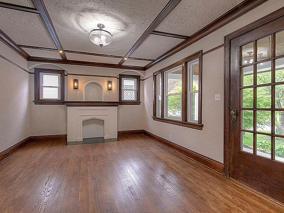 2nd image of 4143 North Ave
