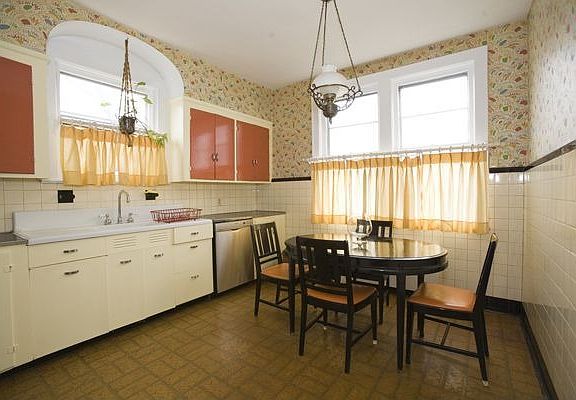 Kitchen 1st Floor