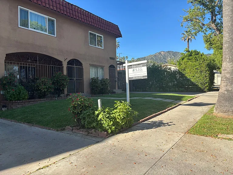 1163 Winchester Ave — Photo 23