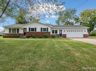 7263 Floral Ave, Jenison, MI 49428