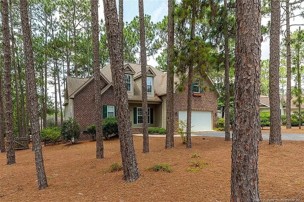 4 bed, 2180 sqft, $2,550 — Photo 2