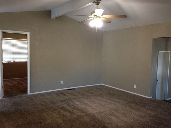 3rd image of 5043 Westwood Dr