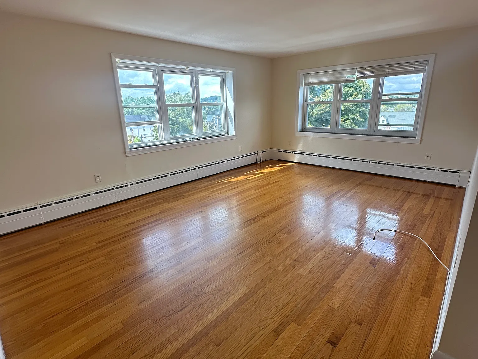 2 bed, $2,300 — Photo 1