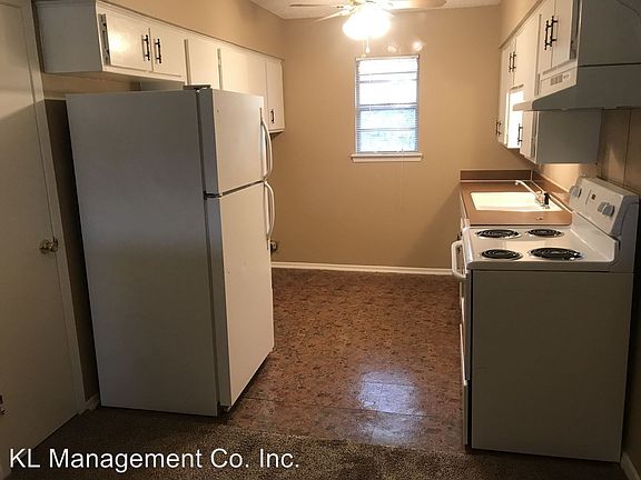 4th image of 116 Pebble Creek Dr APT 3