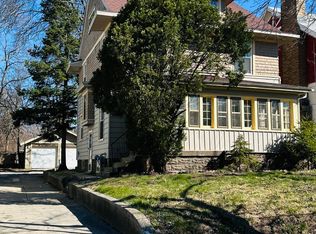 849 Bates St SE, Grand Rapids, MI