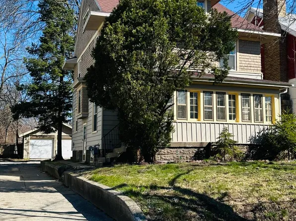 849 Bates St SE, Grand Rapids, MI 49506