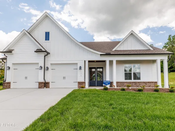 179 Clover Cir, Lenoir City, TN 37772