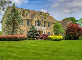 46 Pleasant Run Rd, Flemington, NJ 08822